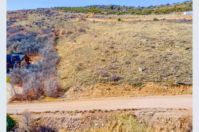 1682 N Cisco Loop #E61, Garden City, UT 84028 - Photo 6