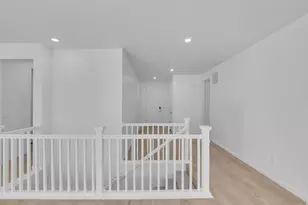 8638 N Halloran Ct, Lake Point, UT 84074 - Photo 6