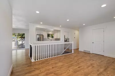 9977 S Lannae Dr E, Sandy, UT 84094 - Photo 6