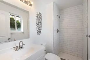 9977 S Lannae Dr E, Sandy, UT 84094 - Photo 20