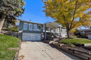 9977 S Lannae Dr E, Sandy, UT 84094 - Photo 34