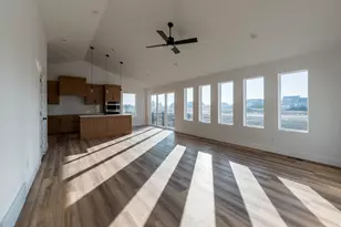 336 E Pear St, Grantsville, UT 84029 - Photo 4