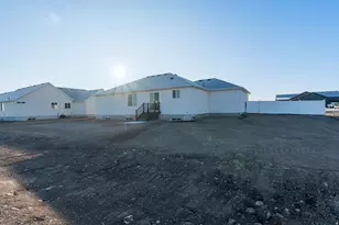 421 E Stafford St, Grantsville, UT 84029 - Photo 28