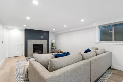 2234 E Willow Brook Way, Sandy, UT 84092 - Photo 34