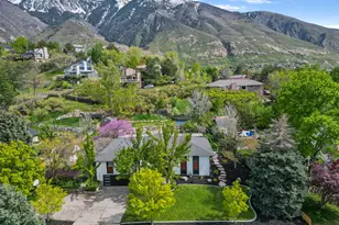 2234 E Willow Brook Way, Sandy, UT 84092 - Photo 10