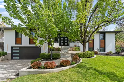 2234 E Willow Brook Way, Sandy, UT 84092 - Photo 14