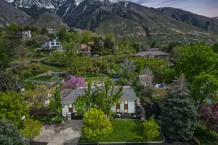 2234 E Willow Brook Way, Sandy, UT 84092 - Photo 2