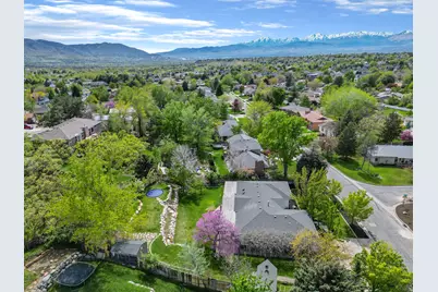 2234 E Willow Brook Way, Sandy, UT 84092 - Photo 56