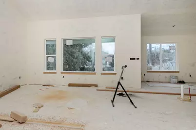 28 N 100 E, Hyrum, UT 84319 - Photo 8