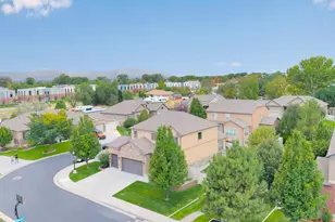 10338 S Venenzia Way, South Jordan, UT 84095 - Photo 16