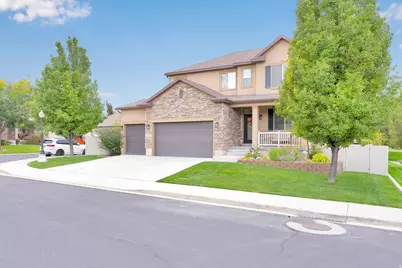 10338 S Venenzia Way, South Jordan, UT 84095 - Photo 2