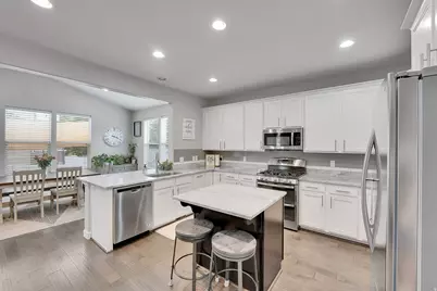 10338 S Venenzia Way, South Jordan, UT 84095 - Photo 8