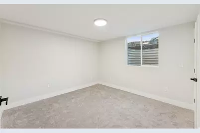 1037 E Millcreek Way, Millcreek, UT 84106 - Photo 20