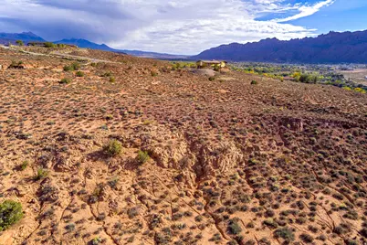 1479 S West Kayenta Dr, Moab, UT 84532 - Photo 16