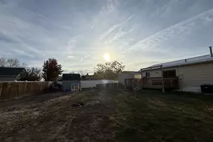 310 W Orange Ave, Castle Dale, UT 84513 - Photo 10