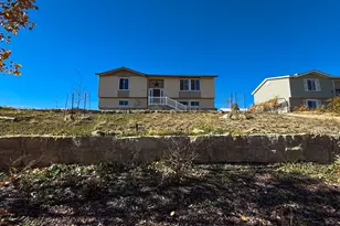 855 N 200 E, Price, UT 84501 - Photo 2