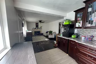 3045 E 7110 S, Cottonwood Heights, UT 84121 - Photo 8