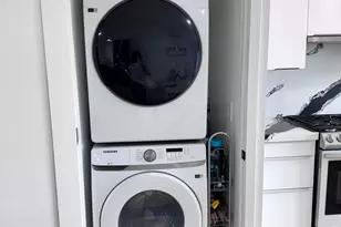 6918 S Harvest Cir W, West Jordan, UT 84084 - Photo 8