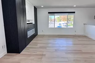 6918 S Harvest Cir W, West Jordan, UT 84084 - Photo 10