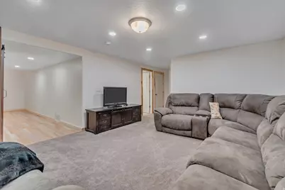 5073 N Folkstone Dr, Eagle Mountain, UT 84005 - Photo 24