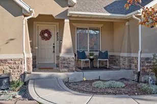 822 N Joshua Dr W, Saratoga Springs, UT 84045 - Photo 4