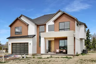 242 W 400 S, Mount Pleasant, UT 84647 - Photo 2