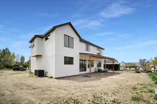 242 W 400 S, Mount Pleasant, UT 84647 - Photo 6