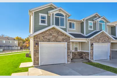 1137 W Excalibur Way S, West Haven, UT 84401 - Photo 2