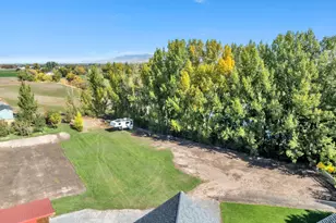 550 N 200 E, Wellsville, UT 84339 - Photo 74