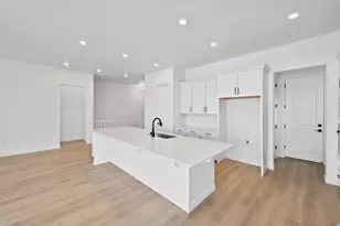 1026 S 3170 E, Spanish Fork, UT 84660 - Photo 2