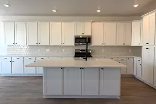 2928 N Kingbird Dr, Eagle Mountain, UT 84005 - Photo 2