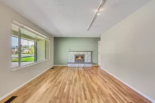 112 E 7420 S, Midvale, UT 84047 - Photo 4