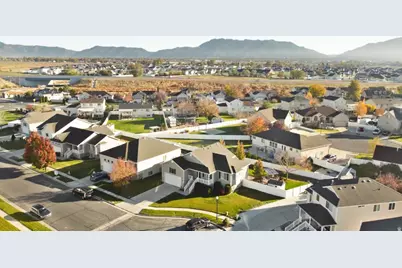 851 S 3525 W, Syracuse, UT 84075 - Photo 32