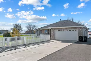 3675 N Gundersen Cir, Erda, UT 84029 - Photo 40