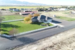 3675 N Gundersen Cir, Erda, UT 84029 - Photo 42