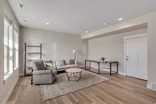 998 S 2720 E, Spanish Fork, UT 84660 - Photo 2