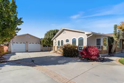 295 N 200 E, Nephi, UT 84648 - Photo 2