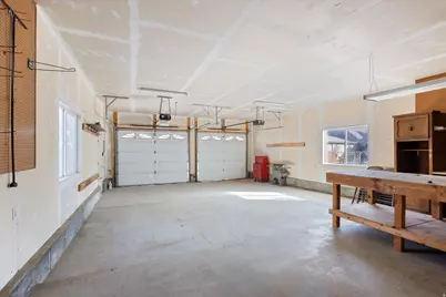 295 N 200 E, Nephi, UT 84648 - Photo 30