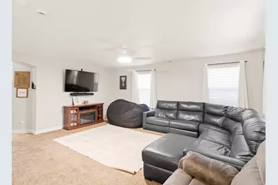 811 E Sandhill Ct, Lehi, UT 84043 - Photo 12