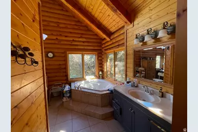 187 N Waterhole Way E, Grantsville, UT 84029 - Photo 14