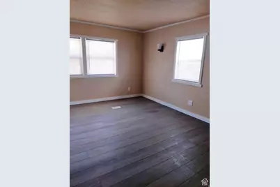 425 N Esquire Pkwy #35, Castle Dale, UT 84513 - Photo 2