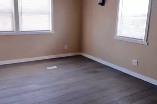 425 N Esquire Parkway, Castle Dale, UT 84513 - Photo 2