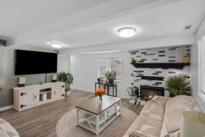 10165 S Zinnia Way, Sandy, UT 84094 - Photo 8