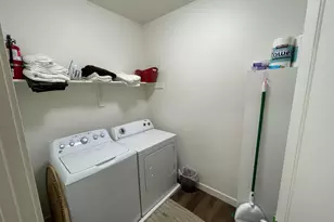 394 W Parkway Dr S, Kaysville, UT 84037 - Photo 20