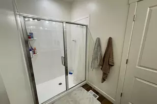 394 W Parkway Dr S, Kaysville, UT 84037 - Photo 26