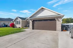 636 S 1850 E, Spanish Fork, UT 84660 - Photo 2