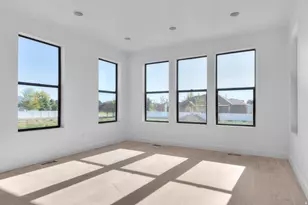 34 S Preston St, Kaysville, UT 84037 - Photo 14