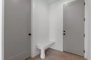 34 S Preston St, Kaysville, UT 84037 - Photo 16