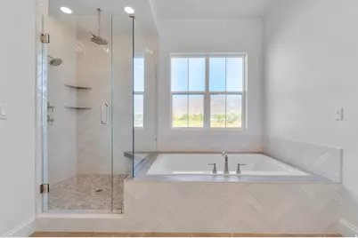 461 W Summit Ln, Kaysville, UT 84037 - Photo 24