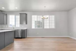 1043 W Sparrow Way, Stansbury Park, UT 84074 - Photo 8